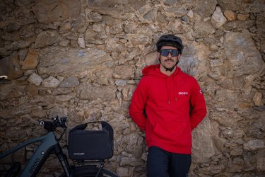 Thumbnail - Hoodie - BEEQ