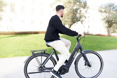 Thumbnail - C800 Urban Motion