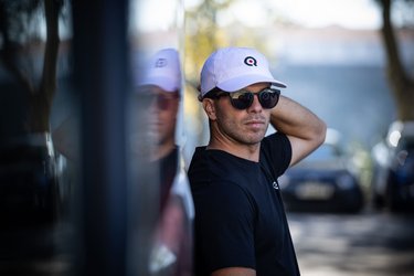 Thumbnail - Cap - BEEQ