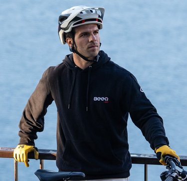 Thumbnail - Hoodie - BEEQ